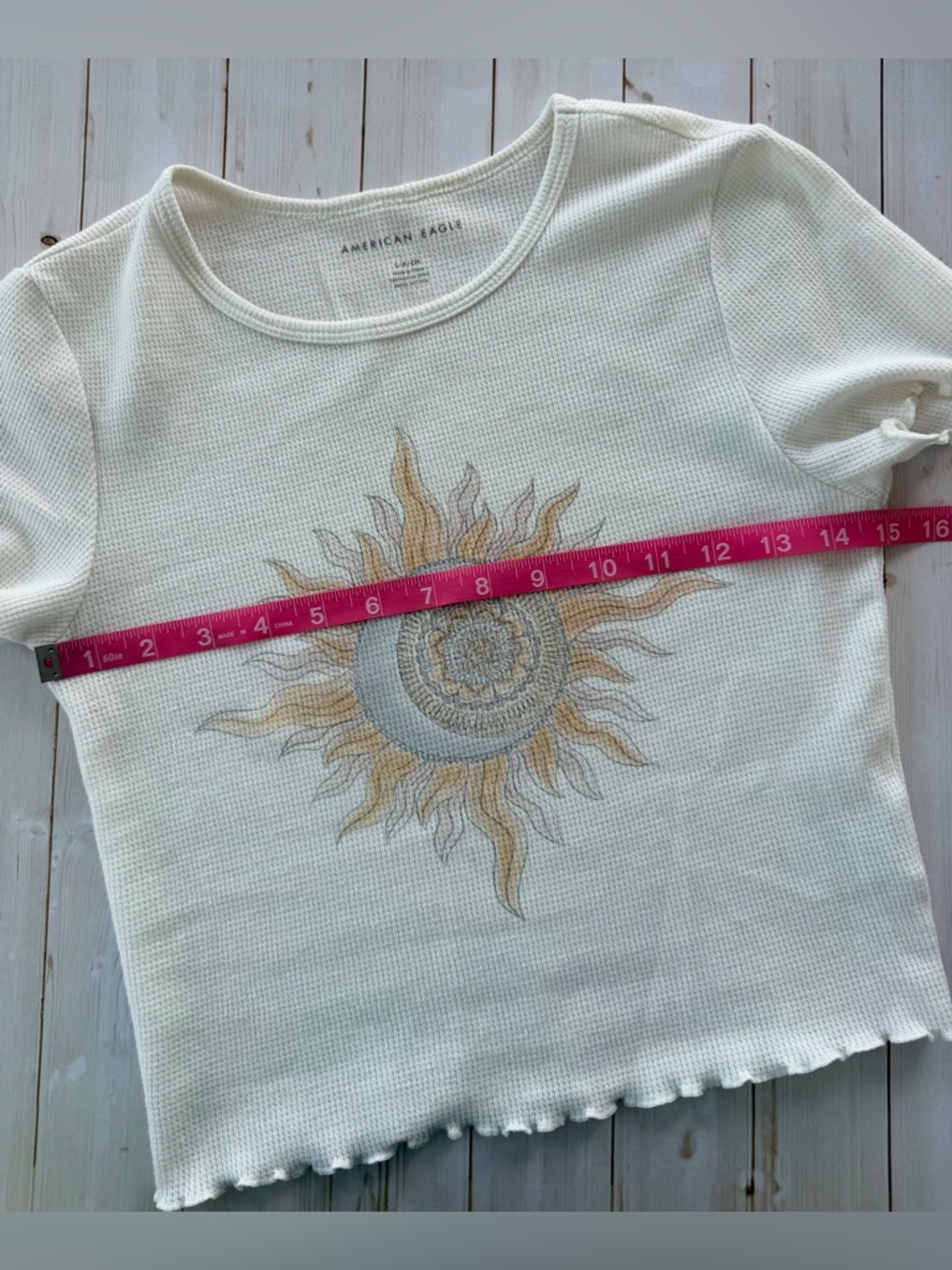 American Eagle Celestial Sun & Moon Graphic Baby Tee Size Small - Picture 7 of 8